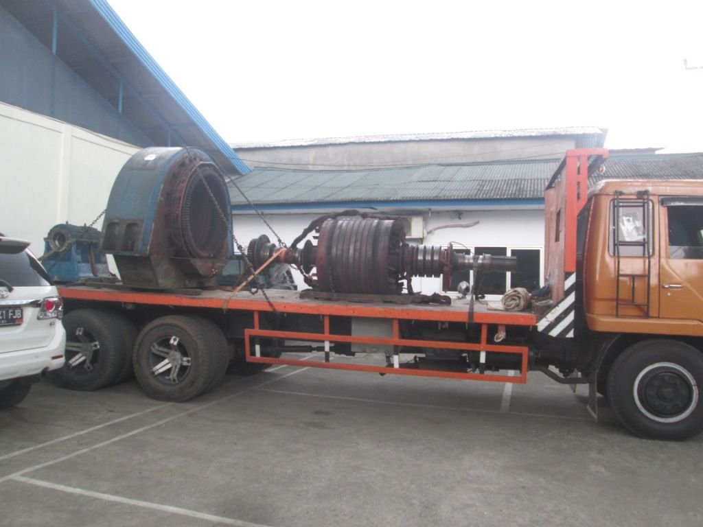 Perbaikan rotor dan slip ring 550KW - Sigma Power Indonesia